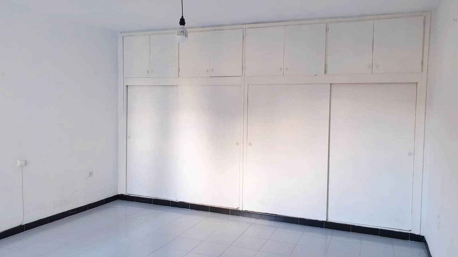 5 makuuhuone Maalaistalo myytävänä paikassa Estepona mukana uima-altaan - 800 000 € (Ref: 9601249)