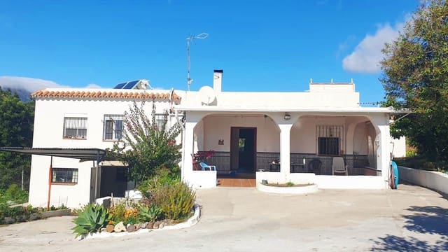 5 makuuhuone Maalaistalo myytävänä paikassa Centro, Estepona mukana uima-altaan - 800 000 € (Ref: 9601249)