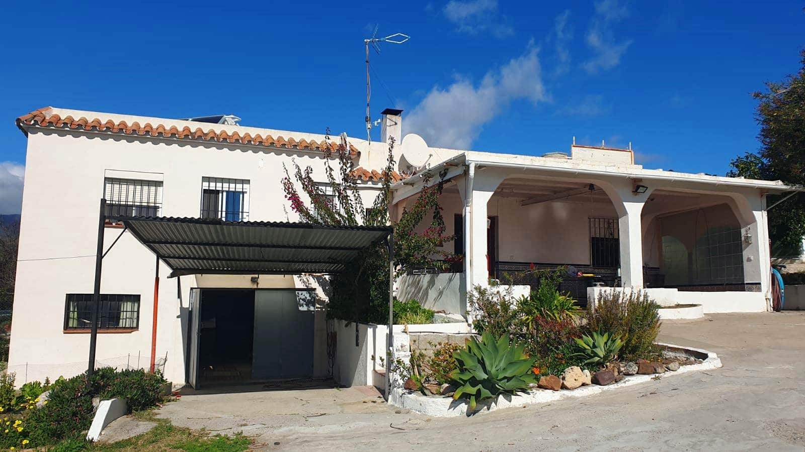 5 makuuhuone Maalaistalo myytävänä paikassa Estepona mukana uima-altaan - 800 000 € (Ref: 9601249)
