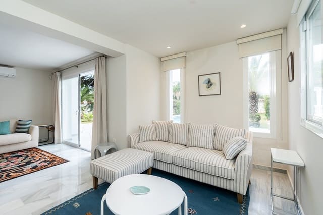 4 soveværelse Villa til salg i Marbesa, Marbella med swimmingpool garage - € 2.450.000 (Ref: 9602662)