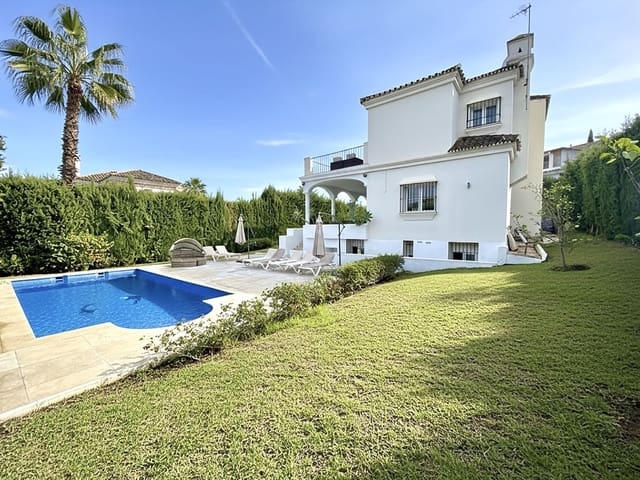 5 Zimmer Villa zu verkaufen in La Dama de Noche - La Alzambra, Marbella mit Pool - 1.695.000 € (Ref: 9602663)