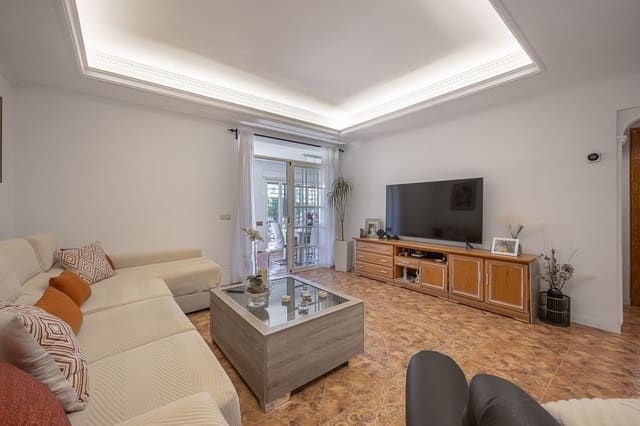 3 quarto Apartamento para venda em La Dama de Noche - La Alzambra, Marbella com piscina - 422 000 € (Ref: 9621825)