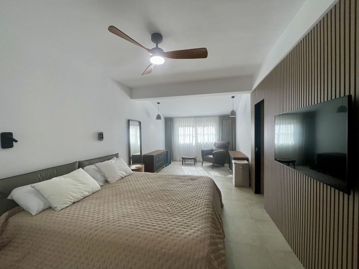 3 soveværelse Villa til salg i Sotogrande med swimmingpool - € 860.000 (Ref: 9630224)