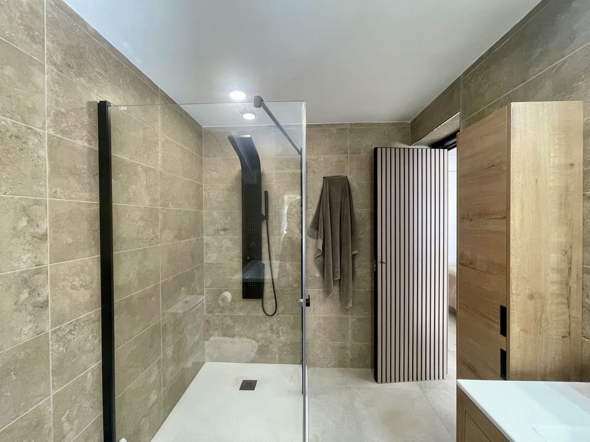 3 soveværelse Villa til salg i Sotogrande med swimmingpool - € 860.000 (Ref: 9630224)