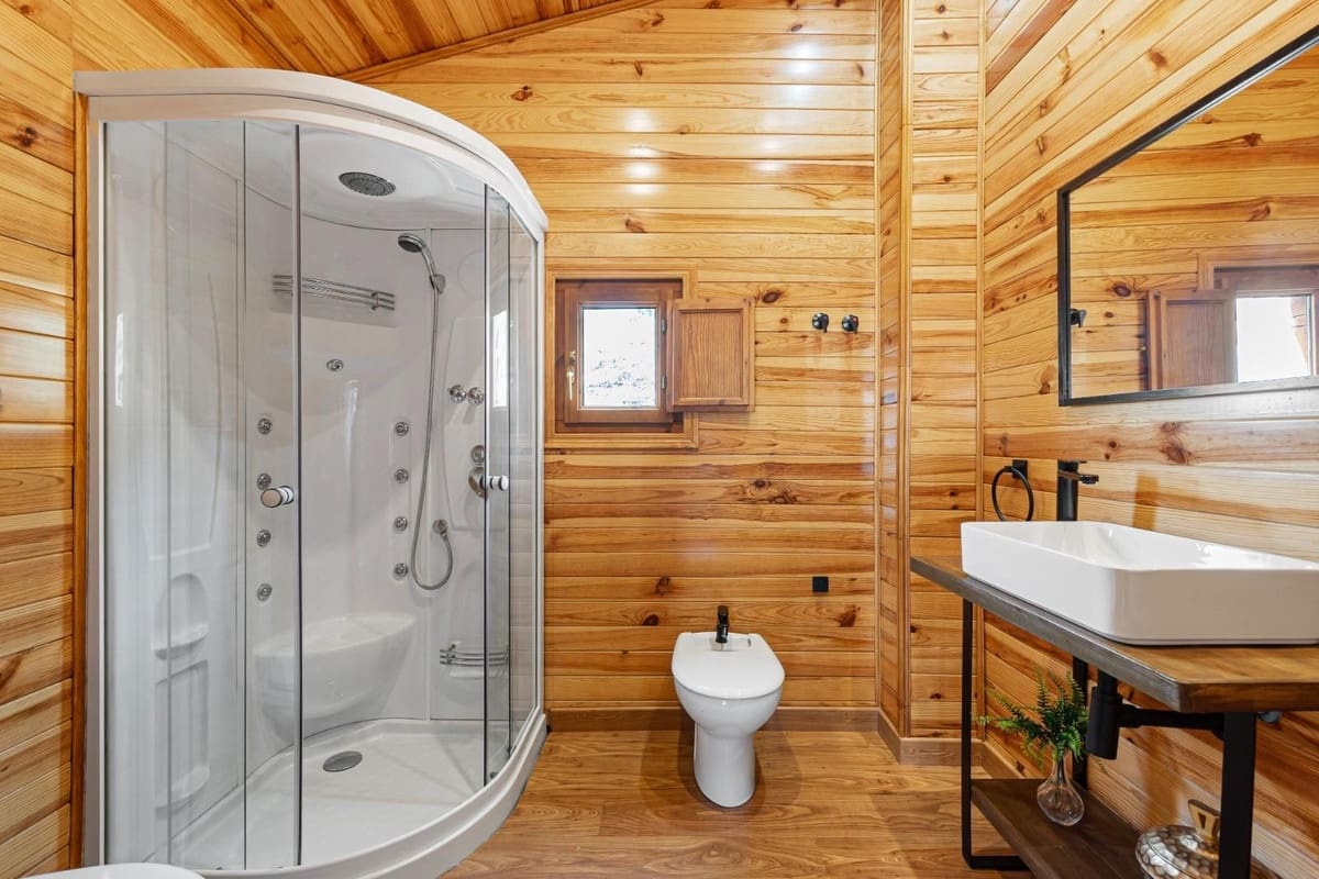 6 makuuhuone Huvila myytävänä paikassa Malaga kaupunki - 880 000 € (Ref: 9630225)