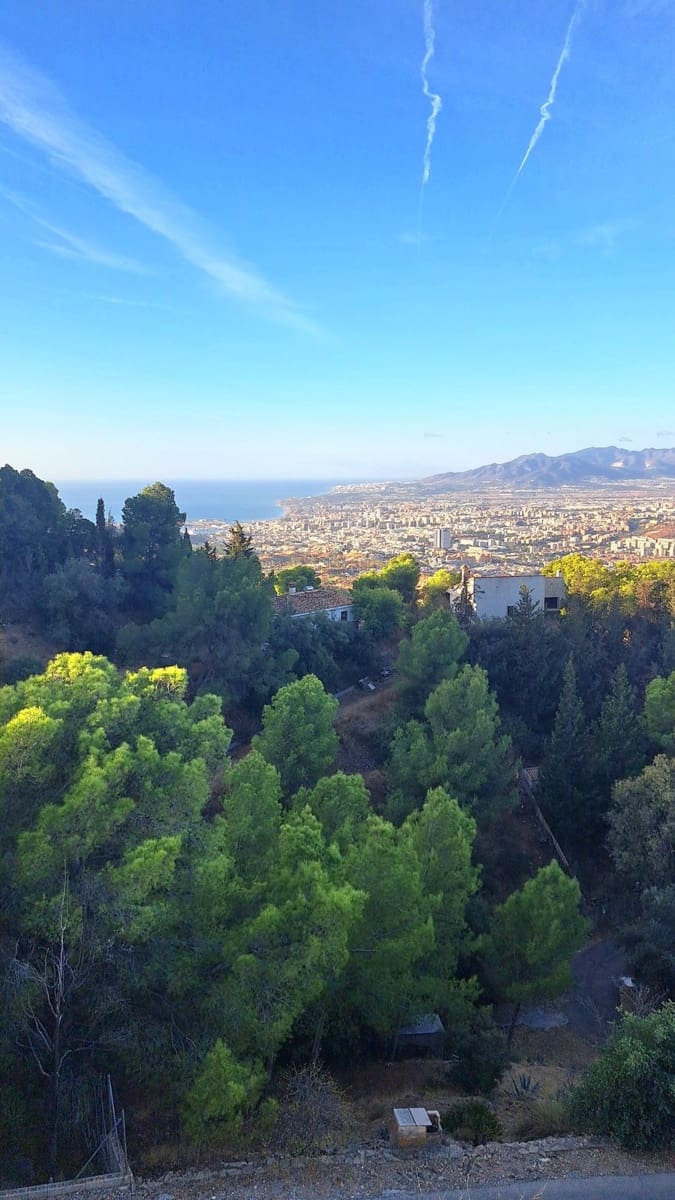 6 bedroom Villa for sale in Malaga city - € 840,000 (Ref: 9630225)