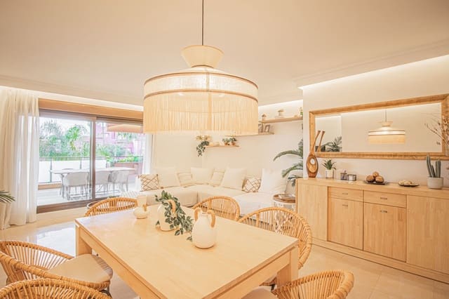 3 sypialnia Apartament na sprzedaż w Centro, Estepona z basenem - 750 000 € (Ref: 9630226)