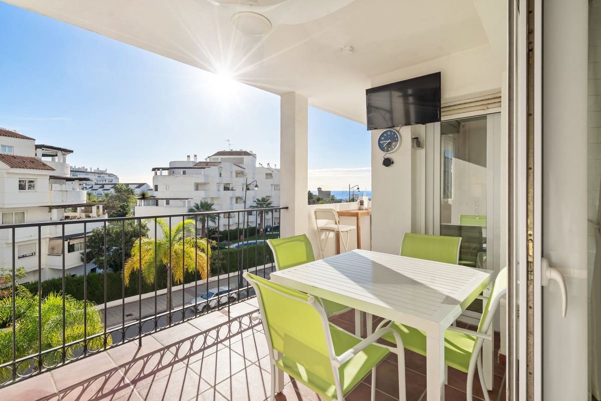 3 sypialnia Apartament na sprzedaż w Estepona z basenem garażem - 495 000 € (Ref: 9630228)