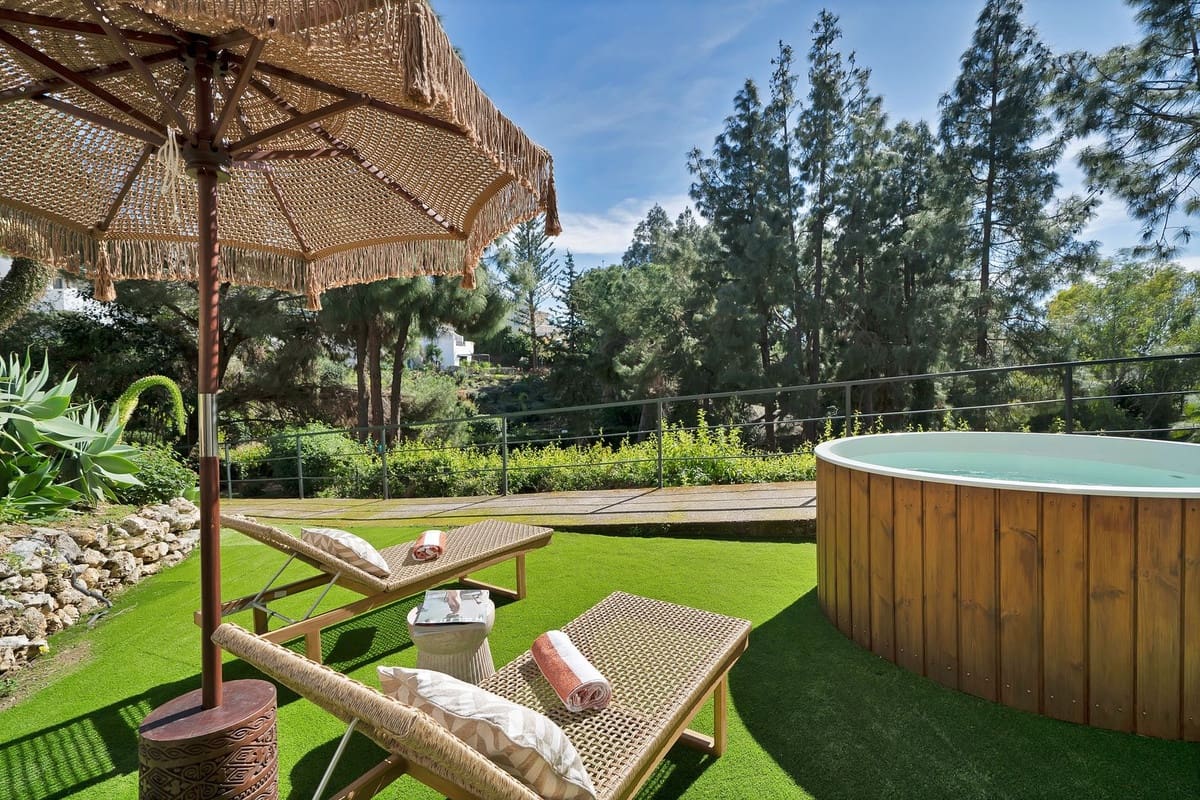 3 slaapkamer Villa te koop in Calahonda met zwembad - € 875.000 (Ref: 9630229)