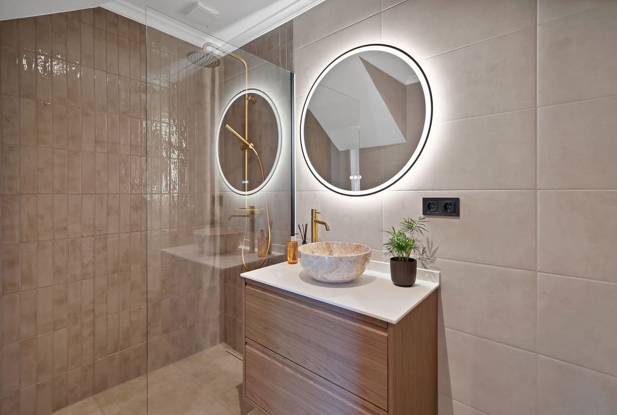 3 bedroom Villa for sale in Calahonda with pool - € 875,000 (Ref: 9630229)