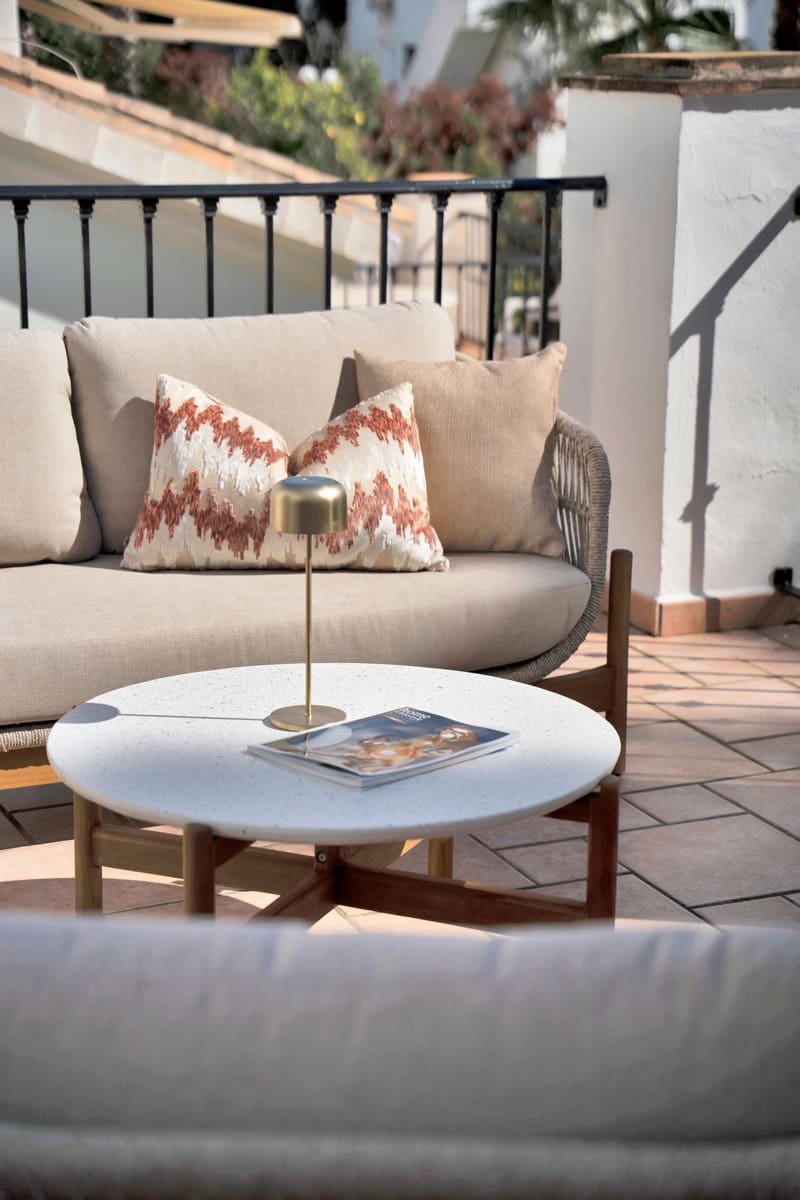 3 bedroom Villa for sale in Calahonda with pool - € 849,000 (Ref: 9630229)