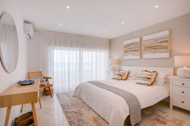 3 sypialnia Willa na sprzedaż w Centro, Estepona - 1 200 000 € (Ref: 9630230)