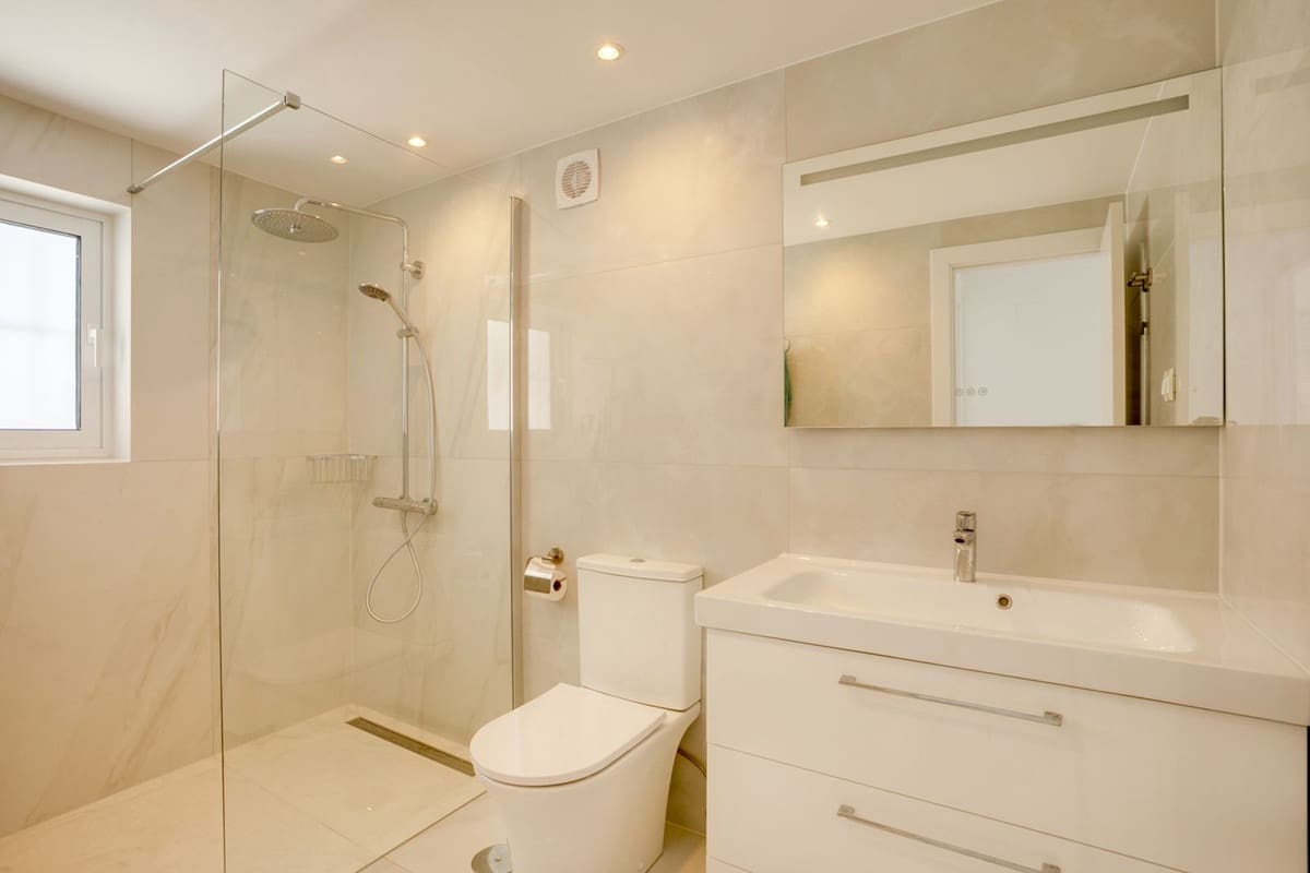 3 soveværelse Villa til salg i Estepona - € 1.100.000 (Ref: 9630230)