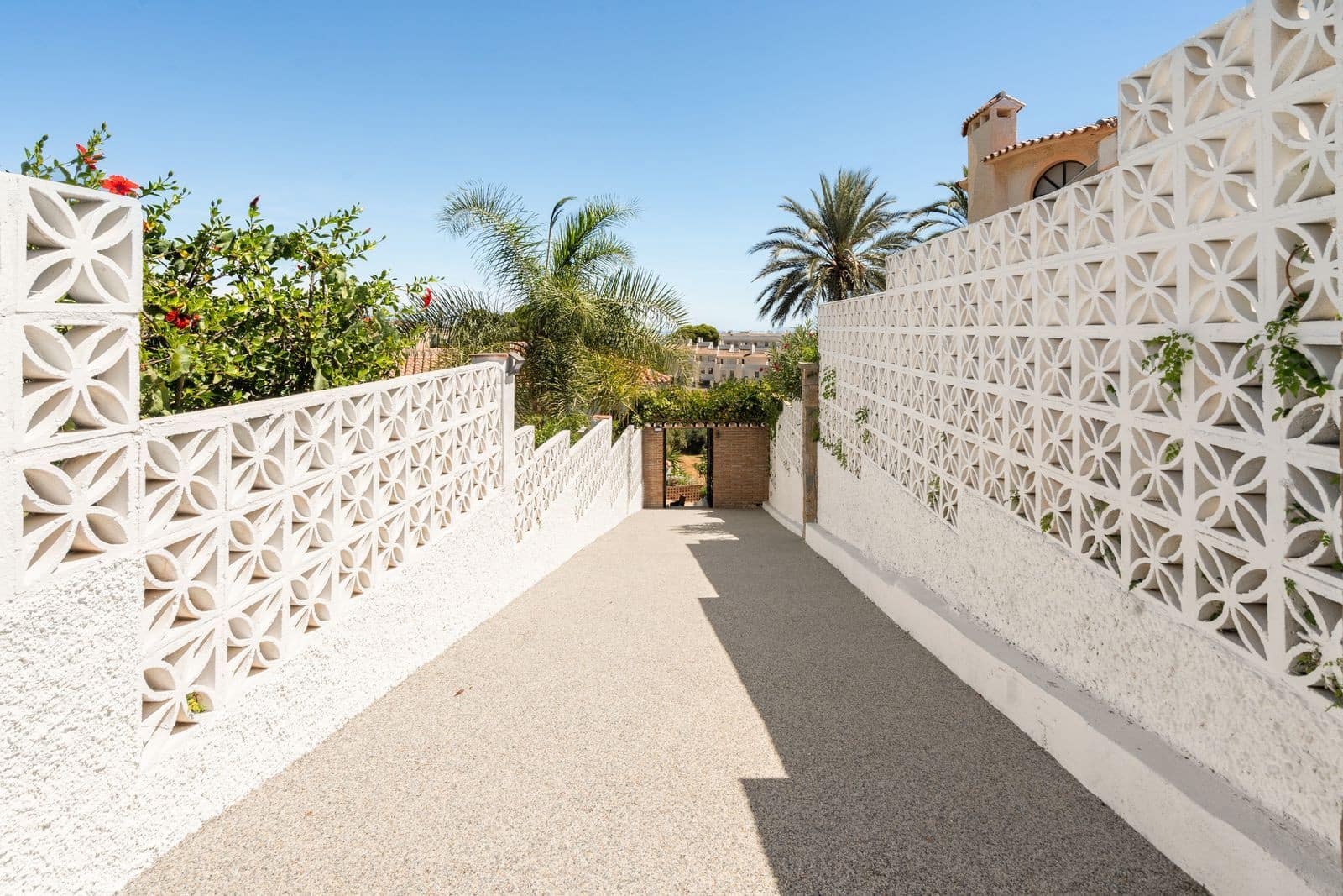 3 sovrum Villa till salu i Fuengirola med pool - 1 275 000 € (Ref: 9634476)