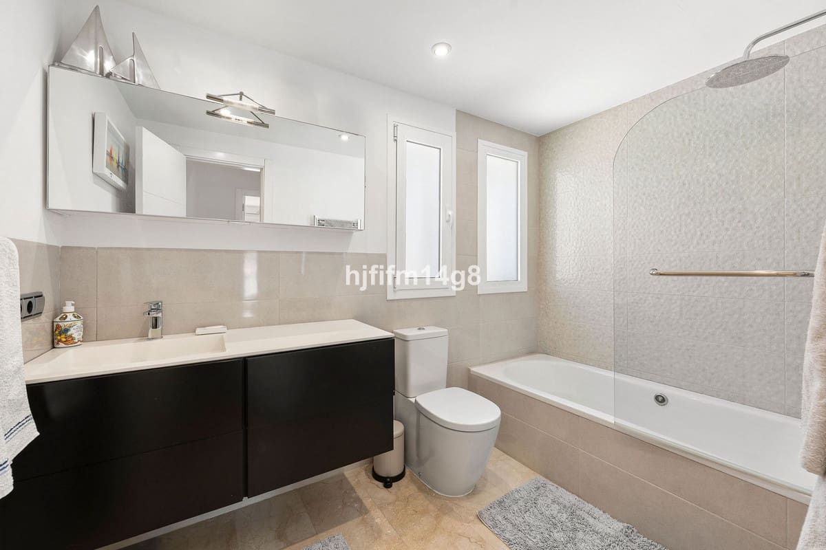 5 camera da letto Villa in vendita in Nueva Andalucia con piscina - 2.025.000 € (Rif: 9634477)