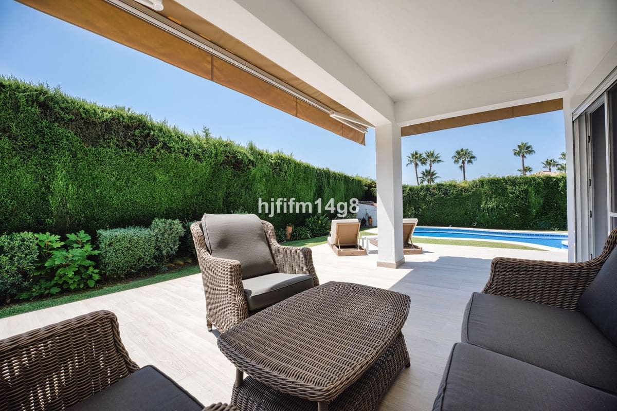 5 camera da letto Villa in vendita in Nueva Andalucia con piscina - 2.025.000 € (Rif: 9634477)