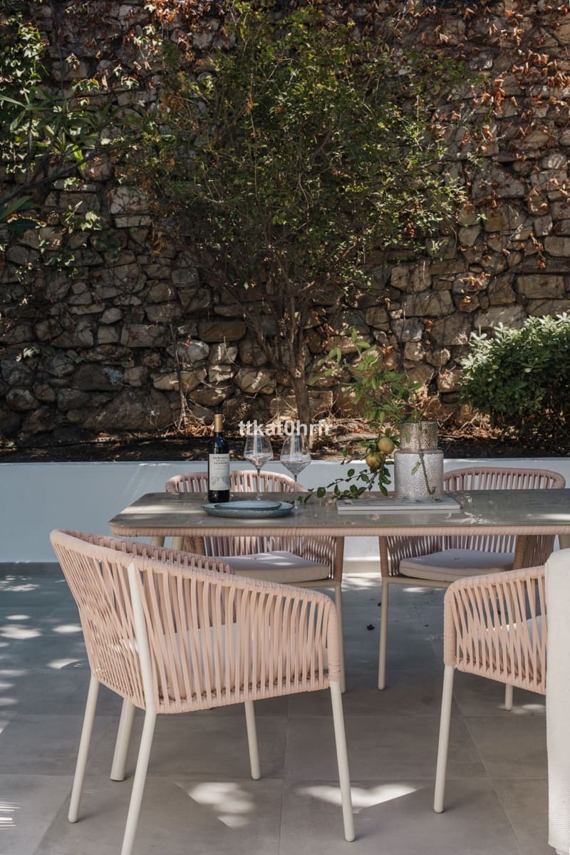 Chalet de 3 habitaciones en Nueva Andalucia en venta - 1.195.000 € (Ref: 9634478)