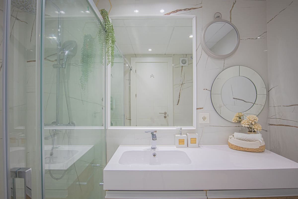 3 sovrum Lägenhet till salu i Estepona med pool - 700 000 € (Ref: 9637460)