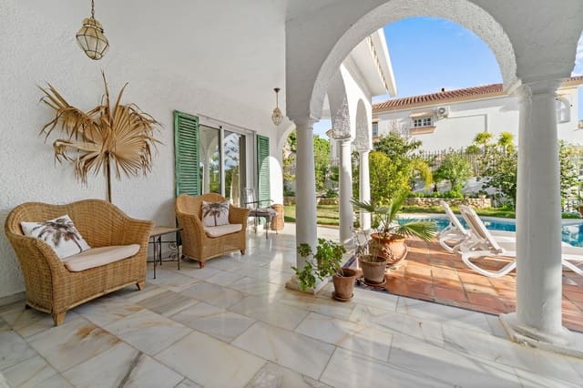 4 slaapkamer Villa te koop in Riviera del Sol, Mijas met zwembad - € 749.000 (Ref: 9637461)