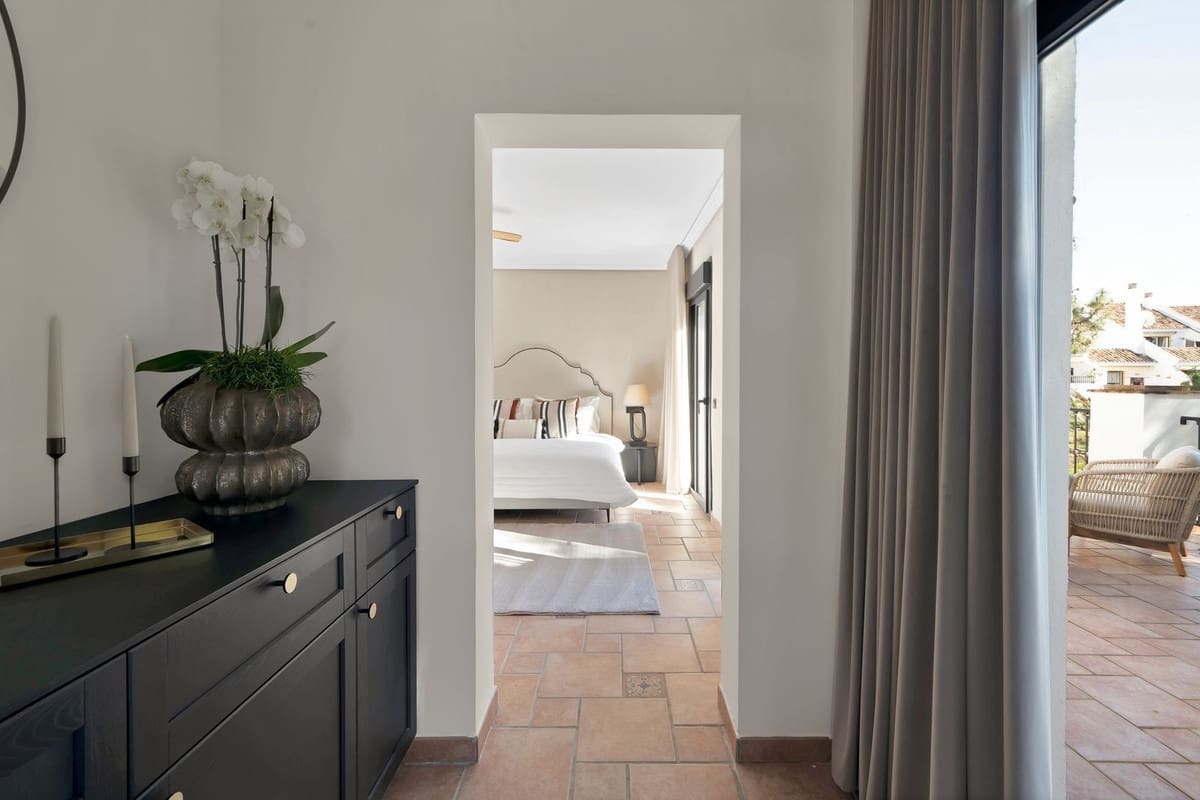 3 Zimmer Villa zu verkaufen in Mijas Costa mit Pool - 875.000 € (Ref: 9637462)