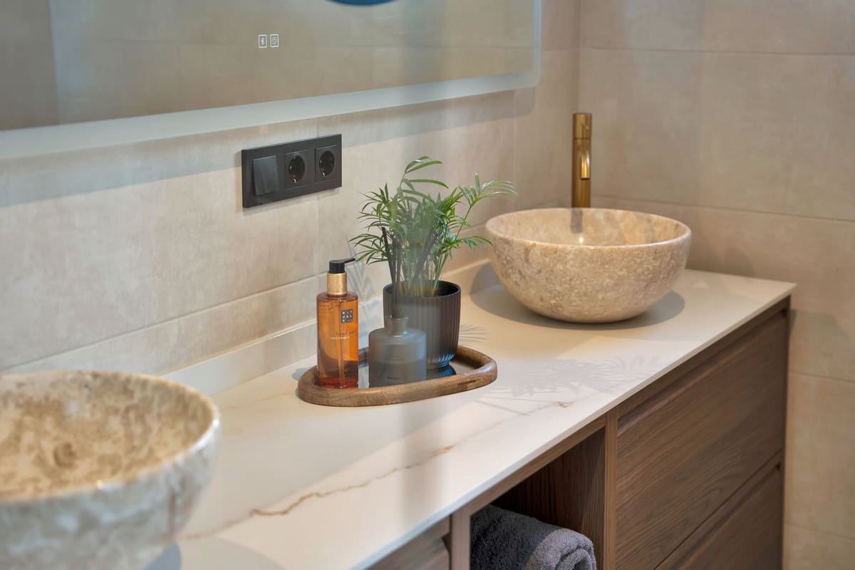 3 Zimmer Villa zu verkaufen in Mijas Costa mit Pool - 875.000 € (Ref: 9637462)