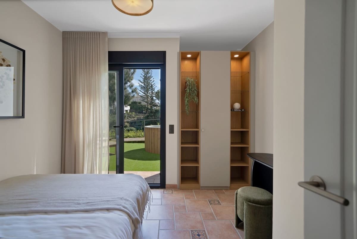 3 Zimmer Villa zu verkaufen in Mijas Costa mit Pool - 875.000 € (Ref: 9637462)