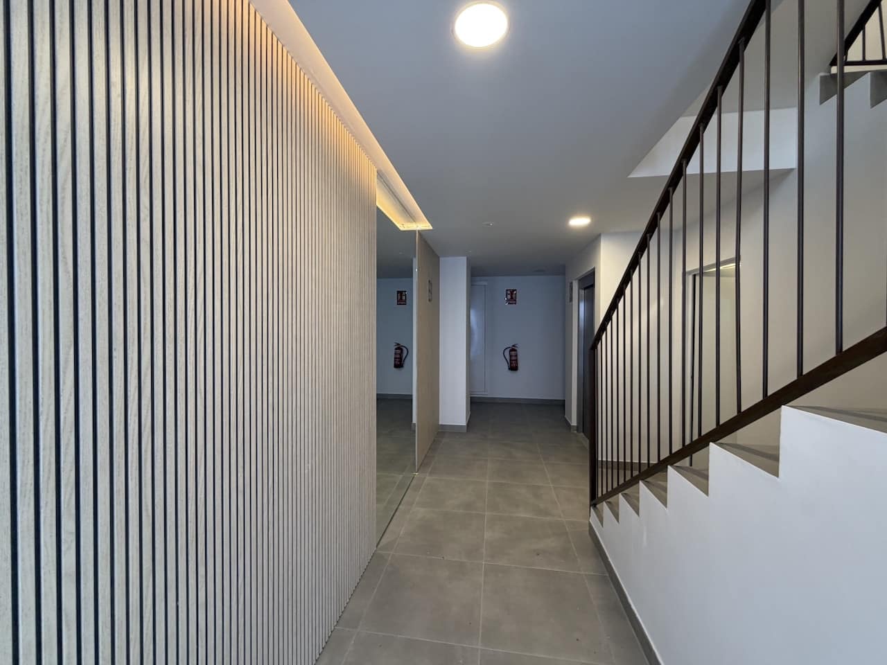 3 sypialnia Apartament na sprzedaż w Estepona z basenem garażem - 475 000 € (Ref: 9637465)