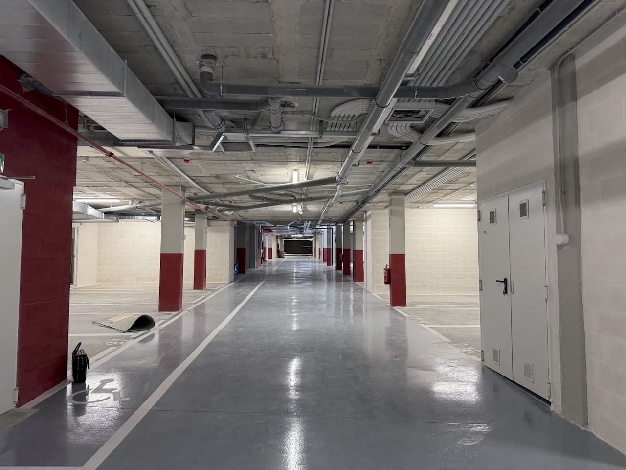 3 sypialnia Apartament na sprzedaż w Estepona z basenem garażem - 475 000 € (Ref: 9637465)