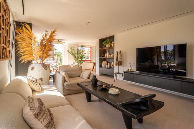 3 makuuhuone Huoneisto myytävänä paikassa Sotogrande, San Roque mukana uima-altaan 
autotalli - 1 200 000 € (Ref: 9637470)