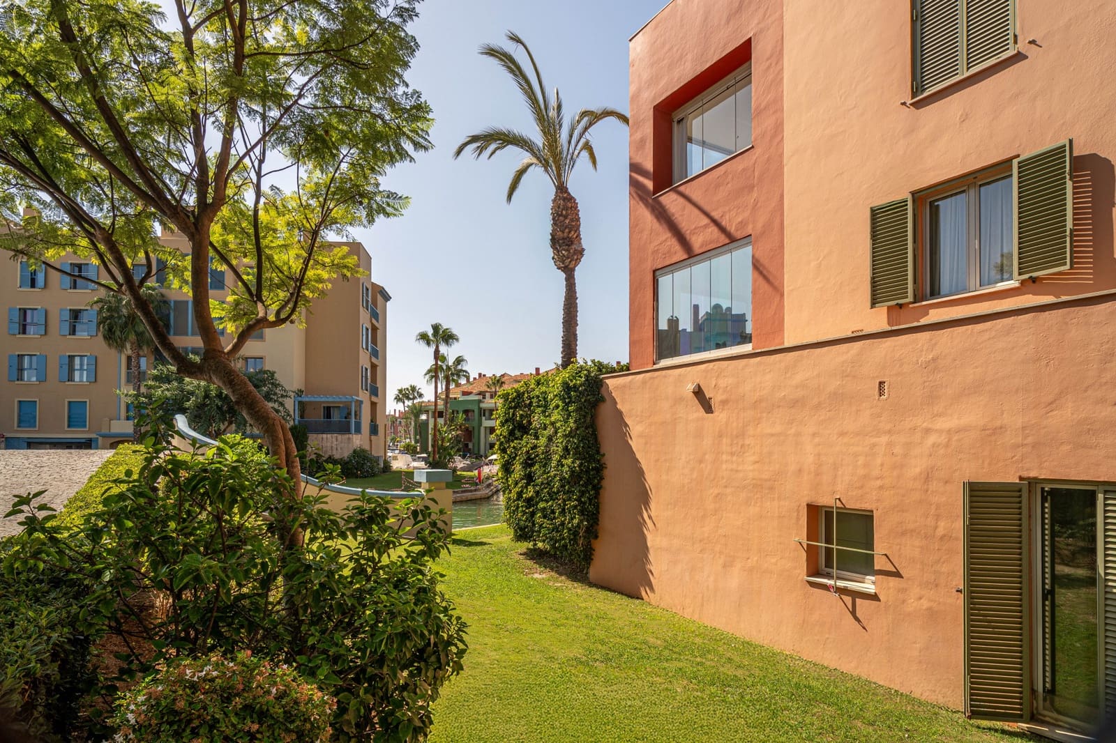 3 sypialnia Apartament na sprzedaż w Sotogrande z basenem garażem - 1 200 000 € (Ref: 9637470)