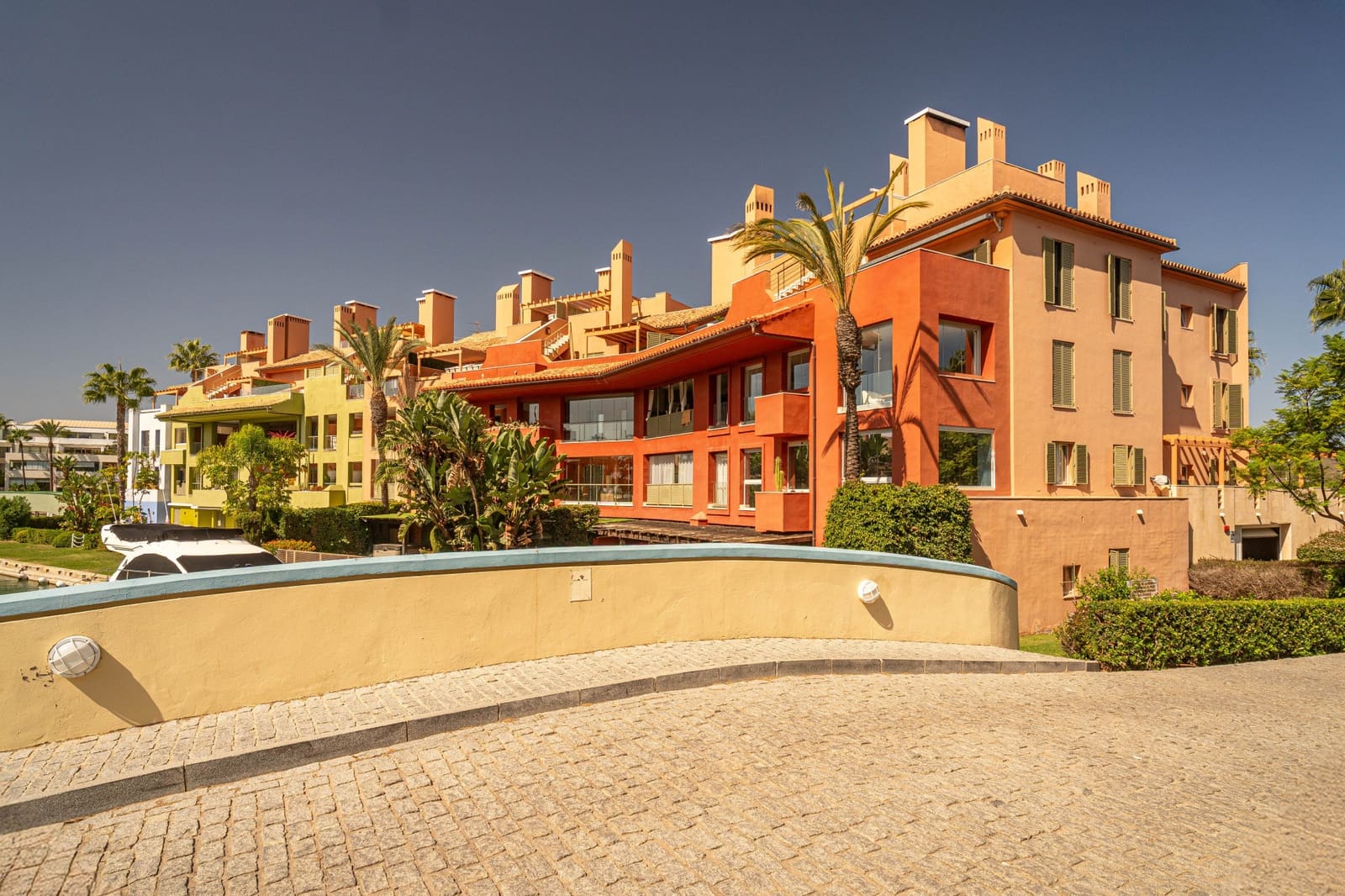 3 sypialnia Apartament na sprzedaż w Sotogrande z basenem garażem - 1 200 000 € (Ref: 9637470)