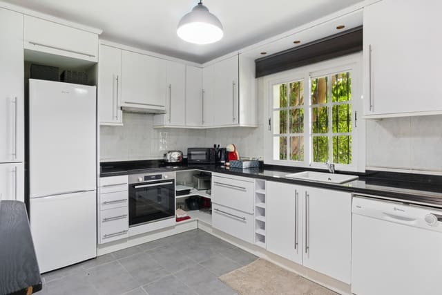 3 soverom Hus til salgs i Bel-Air, Estepona med svømmebasseng - € 635 000 (Ref: 9637474)