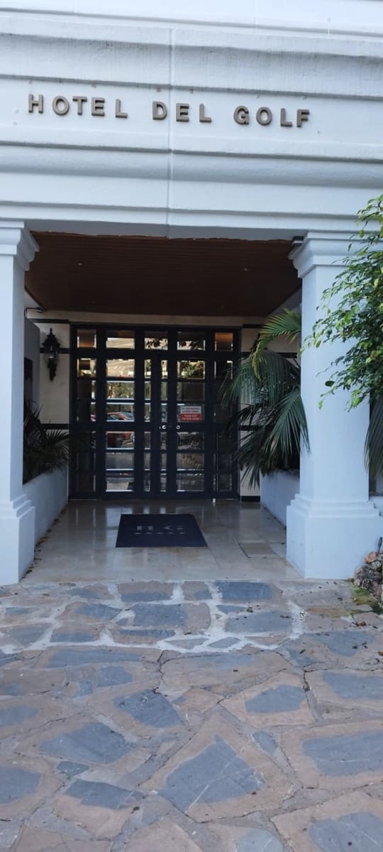 2 makuuhuone Huoneisto myytävänä paikassa Nueva Andalucia mukana uima-altaan - 640 000 € (Ref: 9637475)