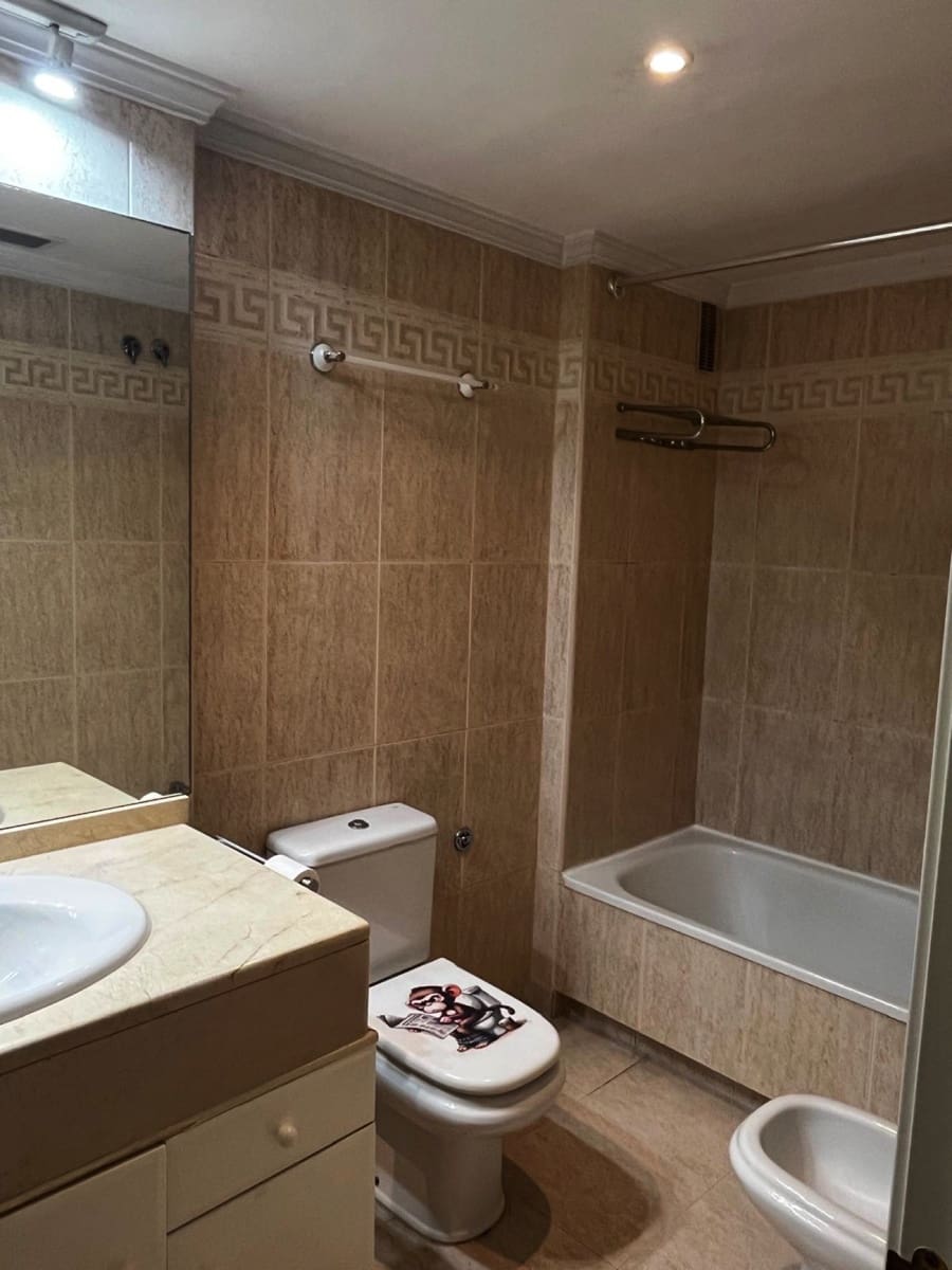 3 bedroom Apartment for sale in Golden Mile with pool garage - € 665,000 (Ref: 9637477)