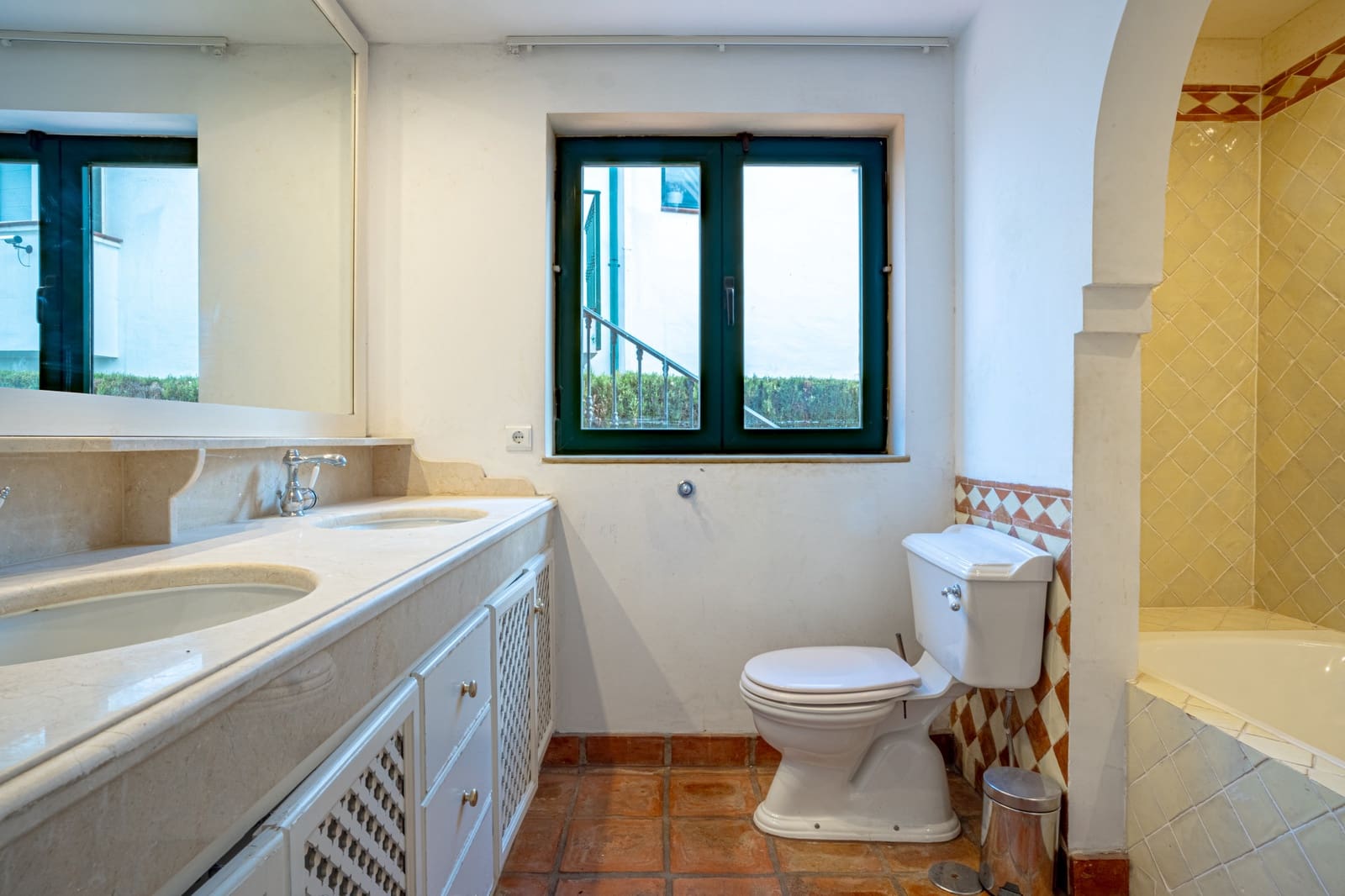 3 soverom Kjedet enebolig til salgs i Mijas Costa med svømmebasseng - € 700 000 (Ref: 9637478)