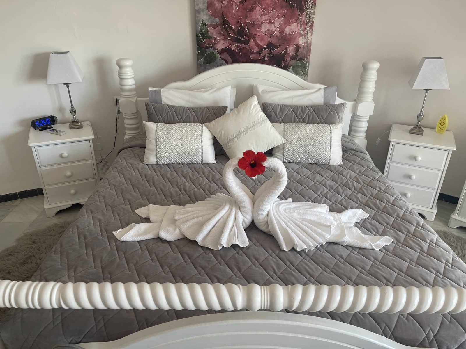 6 bedroom Villa for sale in Mijas Costa with pool - € 895,000 (Ref: 9637479)