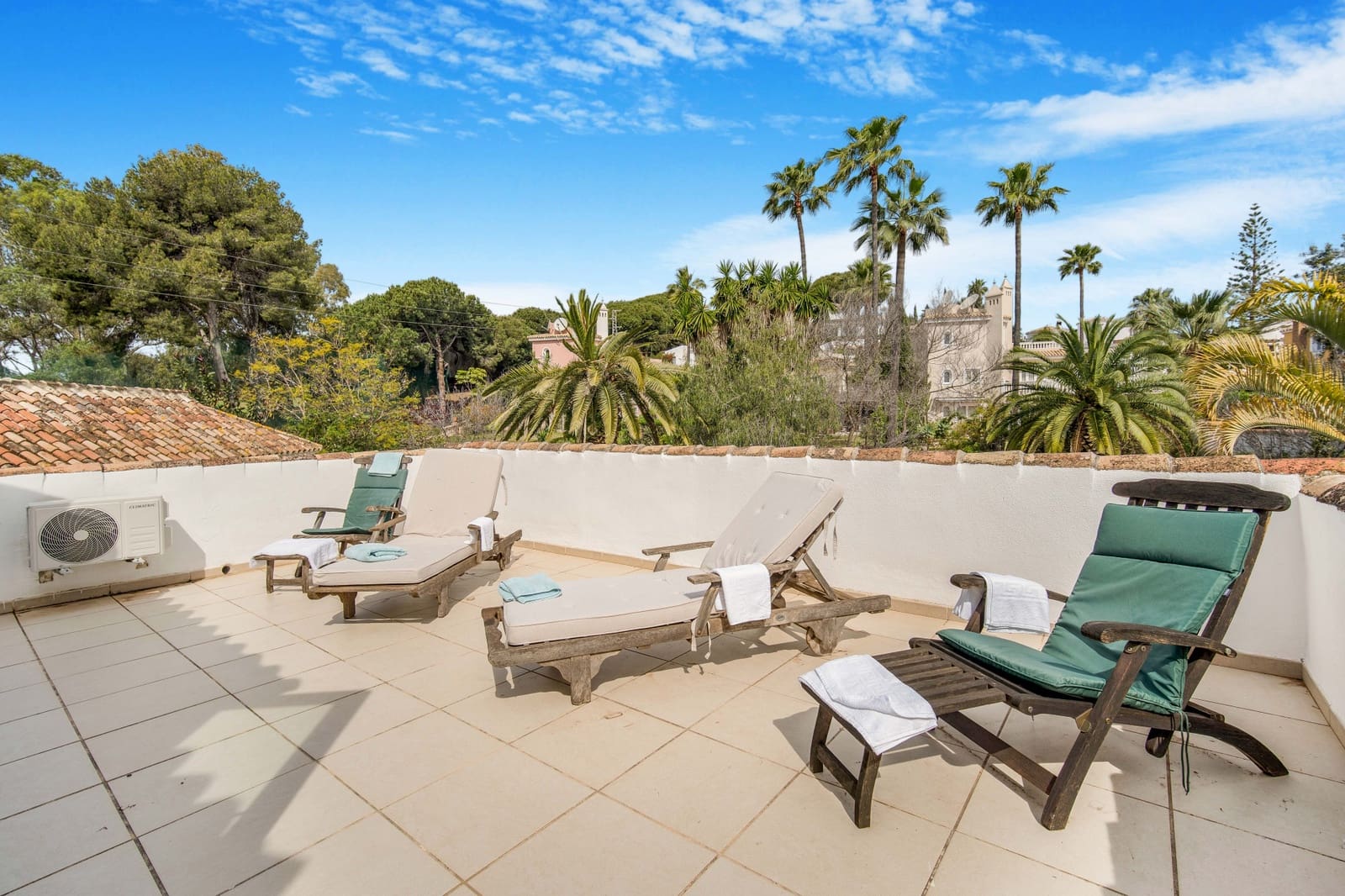 4 sypialnia Willa na sprzedaż w Mijas Costa z basenem - 899 000 € (Ref: 9637480)