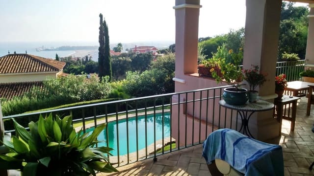 4 sypialnia Willa na sprzedaż w Sotogrande, San Roque z basenem - 800 000 € (Ref: 9637481)