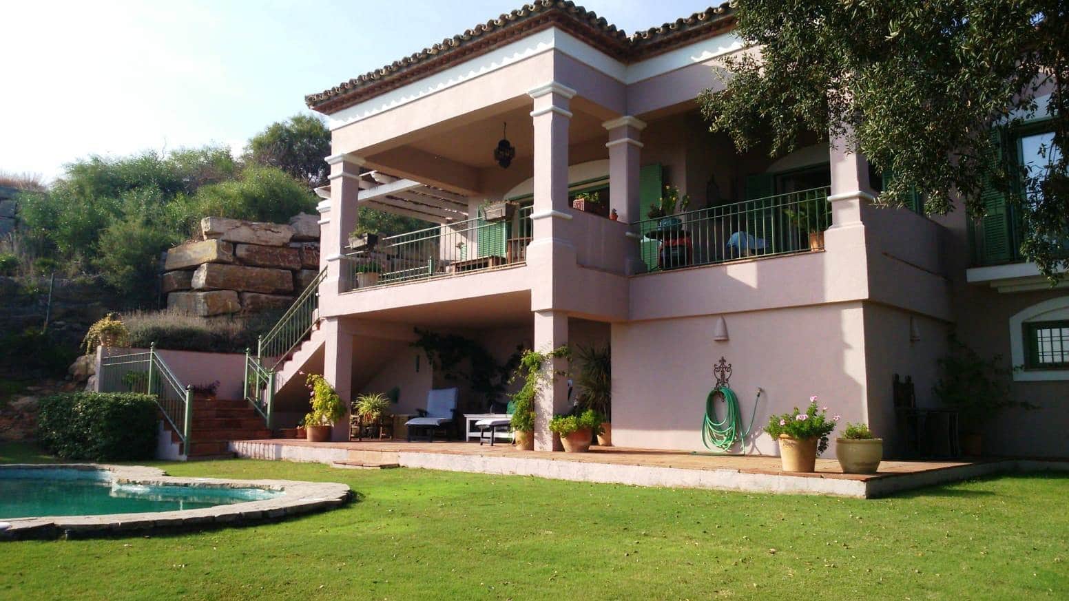 4 sypialnia Willa na sprzedaż w Sotogrande z basenem - 800 000 € (Ref: 9637481)