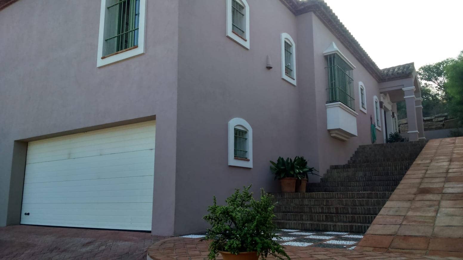 4 sypialnia Willa na sprzedaż w Sotogrande z basenem - 800 000 € (Ref: 9637481)