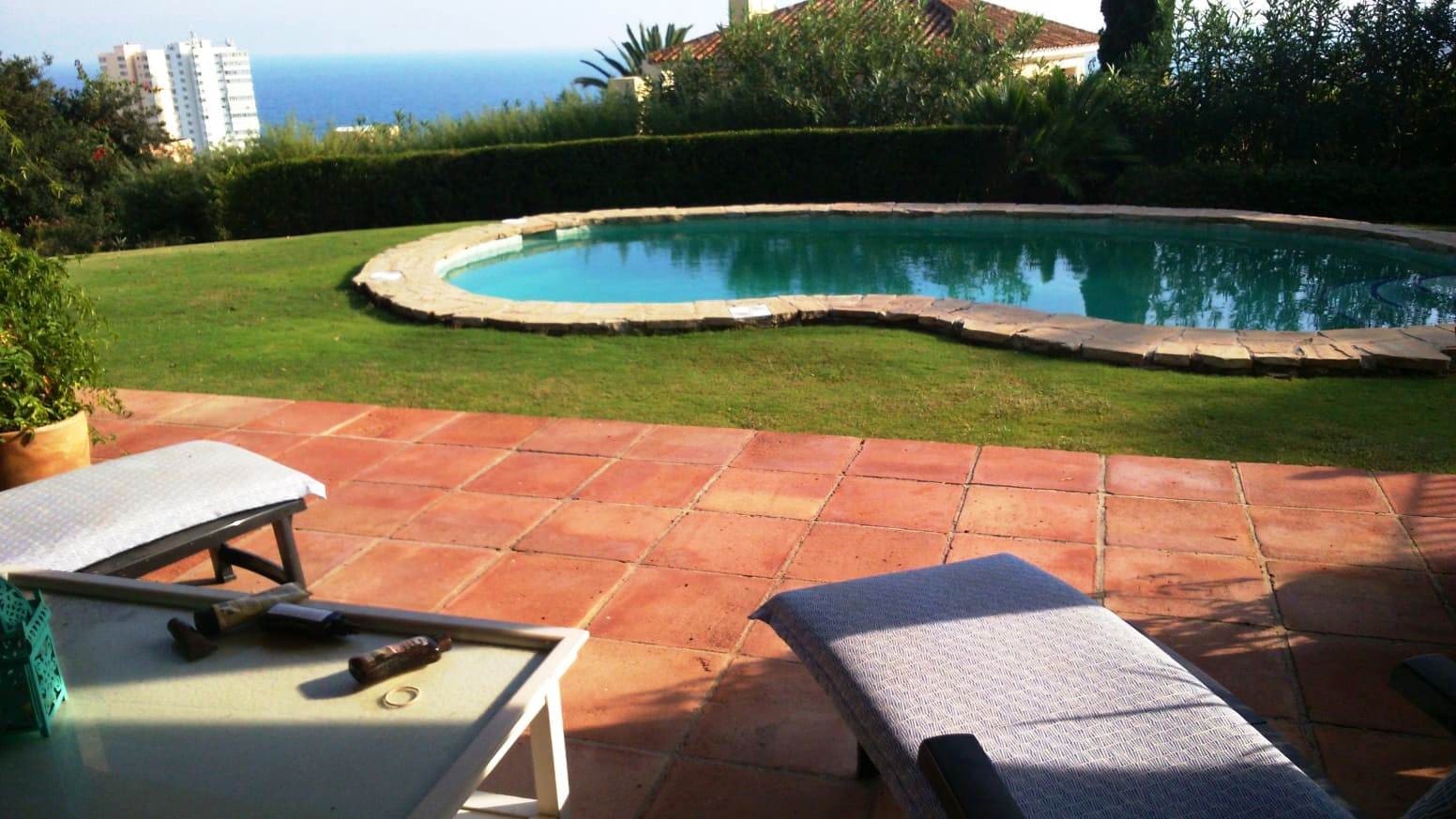 4 sypialnia Willa na sprzedaż w Sotogrande z basenem - 800 000 € (Ref: 9637481)