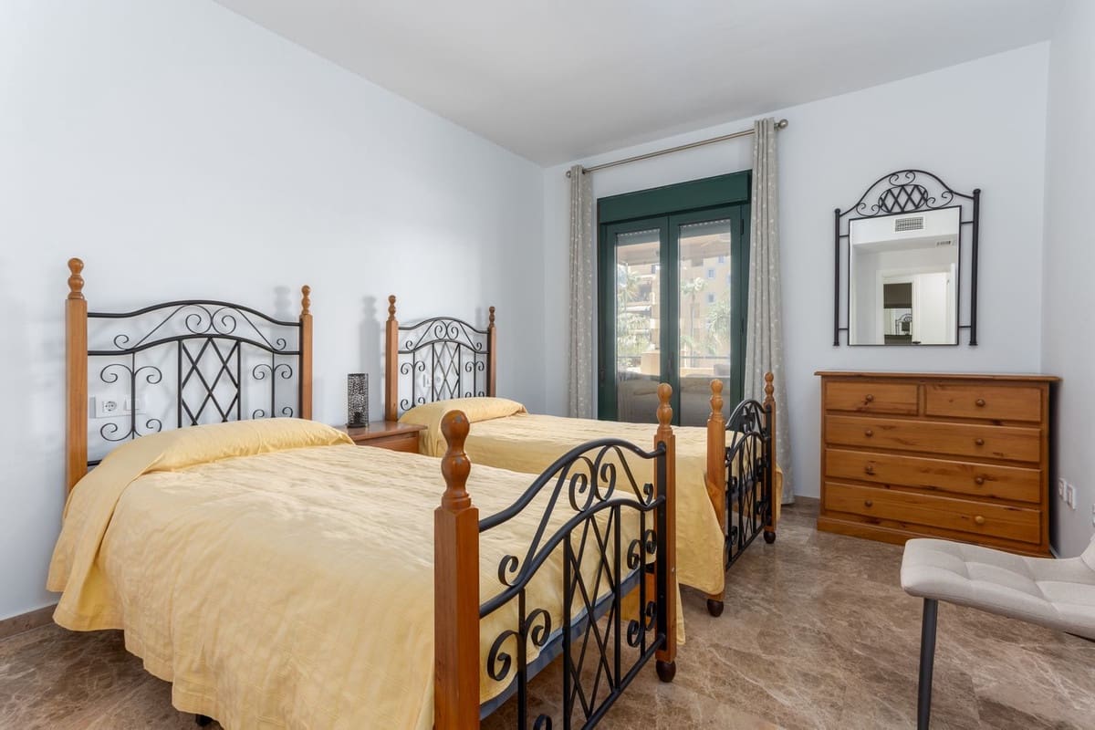 2 chambre Appartement à vendre à San Pedro de Alcantara avec piscine garage - 580 000 € (Ref: 9637482)