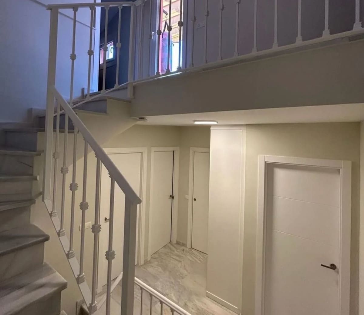 Pareado de 4 habitaciones en Atalaya-Isdabe en venta con piscina garaje - 699.000 € (Ref: 9637483)