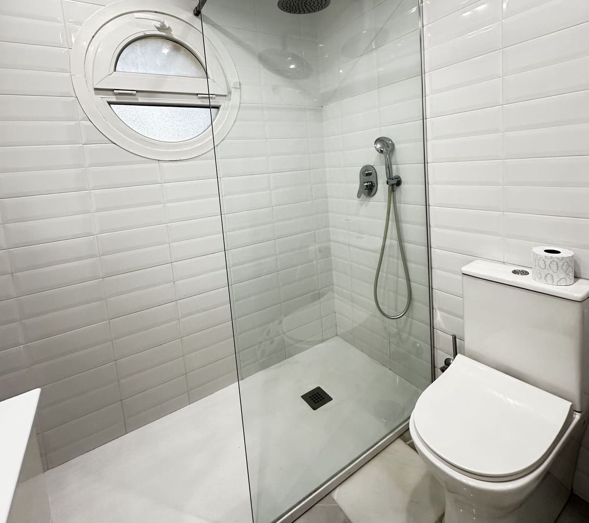 Pareado de 4 habitaciones en Atalaya-Isdabe en venta con piscina garaje - 699.000 € (Ref: 9637483)