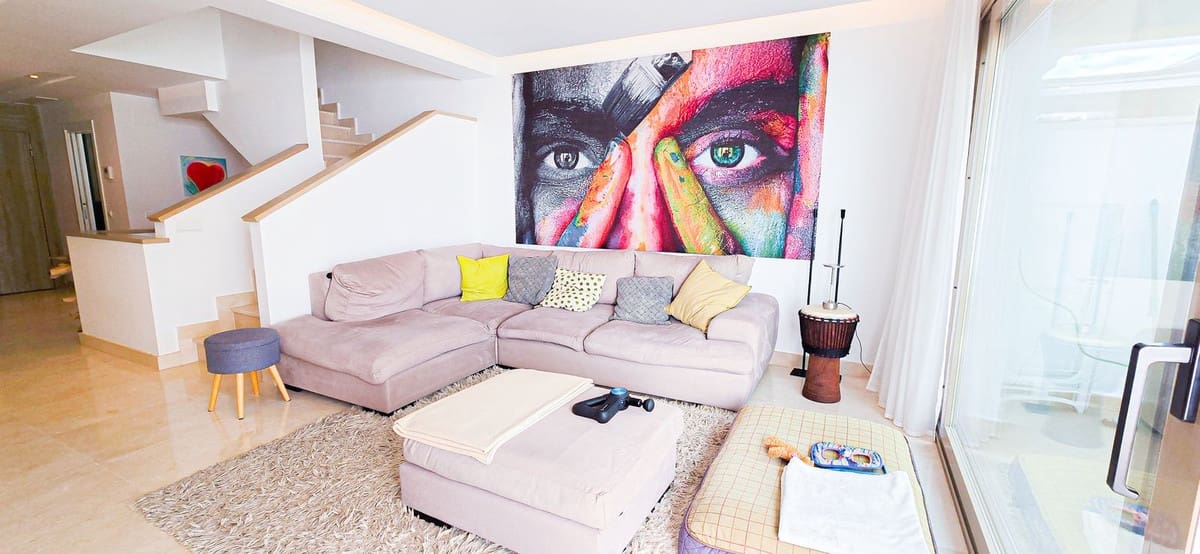 3 sypialnia Dom blizniak na sprzedaż w La Cala Golf z basenem - 680 000 € (Ref: 9637484)