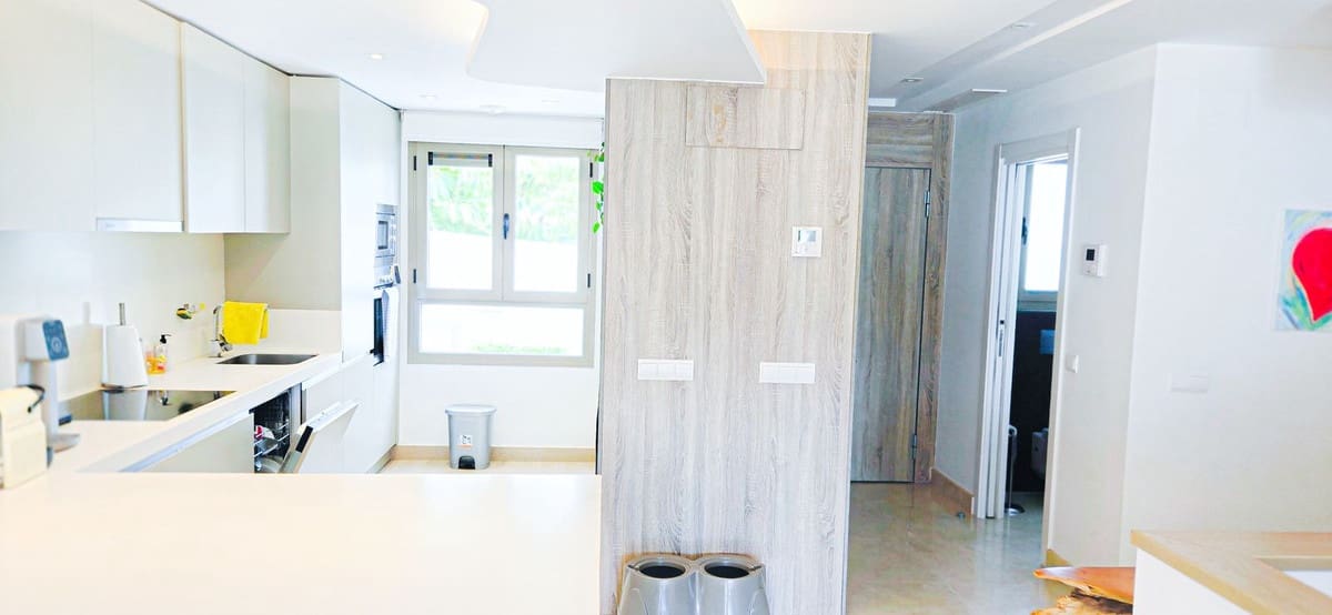 3 sypialnia Dom blizniak na sprzedaż w La Cala Golf z basenem - 680 000 € (Ref: 9637484)