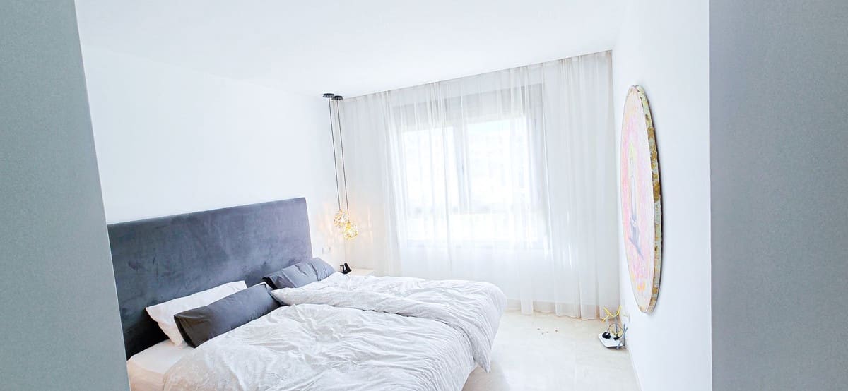 3 sypialnia Dom blizniak na sprzedaż w La Cala Golf z basenem - 680 000 € (Ref: 9637484)