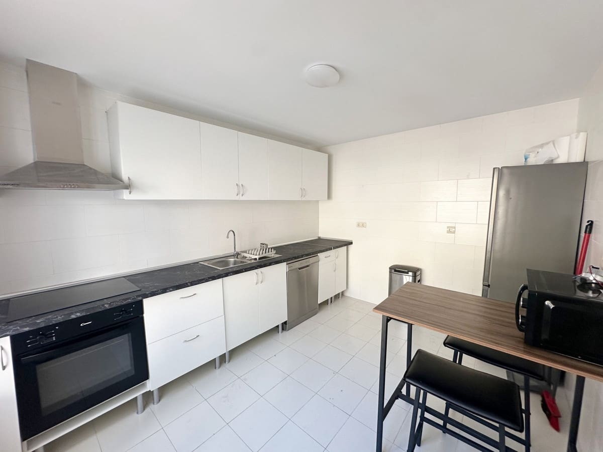 3 camera da letto Villetta Bifamiliare in vendita in Benahavis con piscina - 649.900 € (Rif: 9637486)