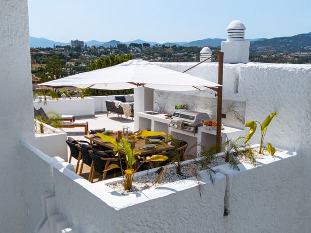 3 sypialnia Apartament na sprzedaż w La Dama de Noche - La Alzambra, Marbella z basenem - 950 000 € (Ref: 9644700)