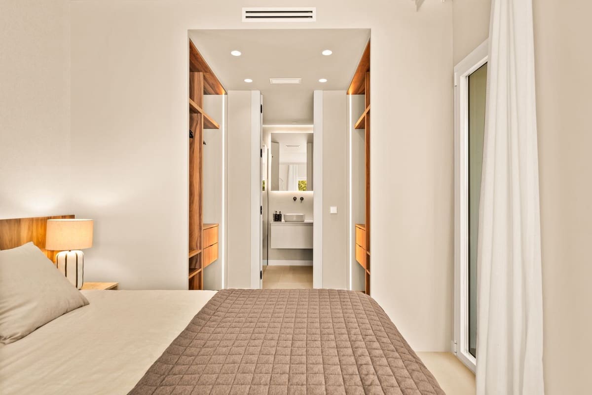 3 bedroom Apartment for sale in La Quinta with pool - € 849,000 (Ref: 9648019)